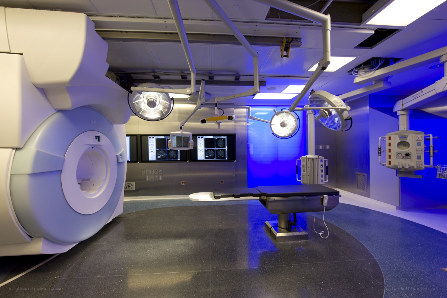 MRI-guided surgery suite