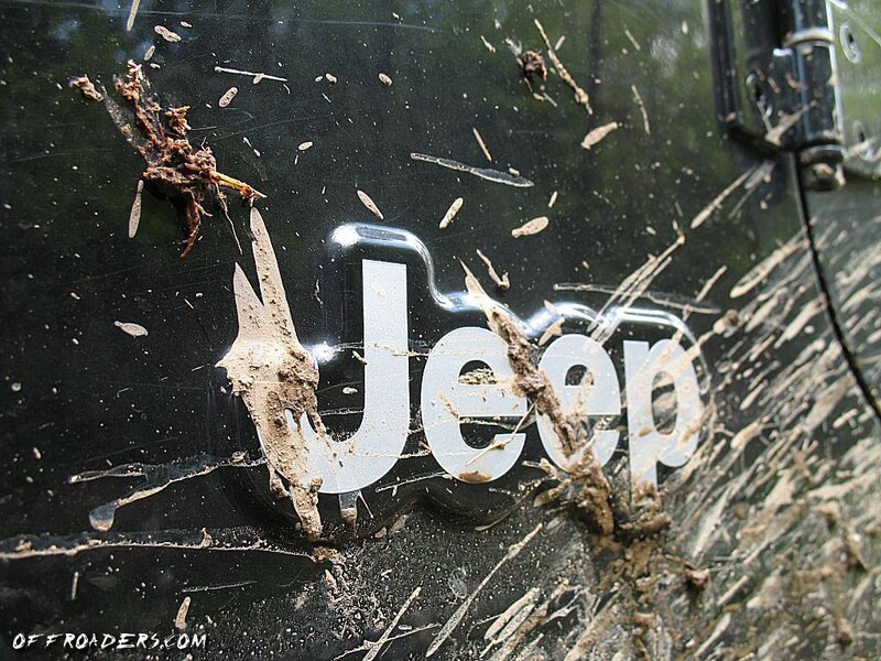 Muddy Jeep emblem