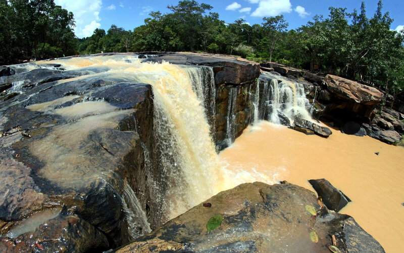 Muddy Waterfall — Brown, Natural
