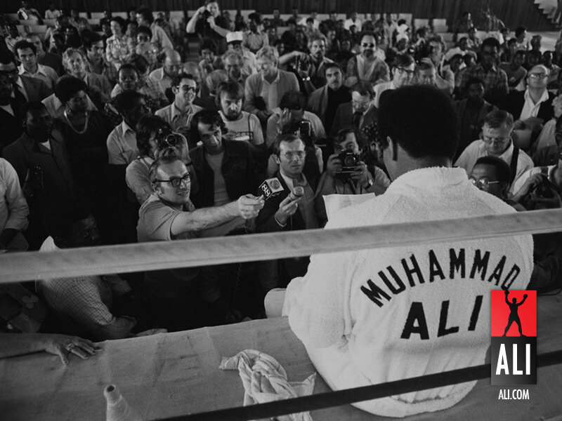 Muhammad Ali at press conference