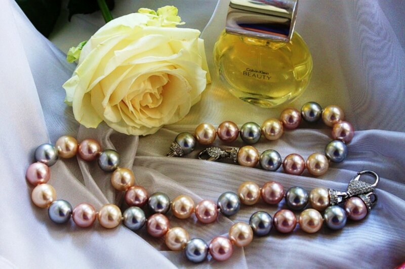Multi-colored Pearl Necklace