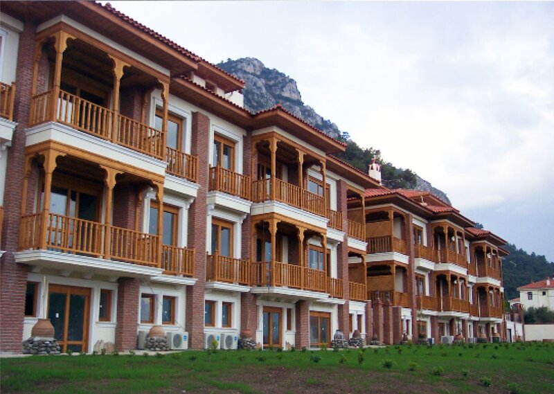 Multi-story Building Complex