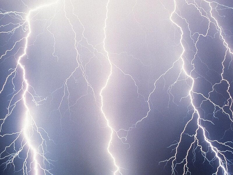 Multiple lightning strikes