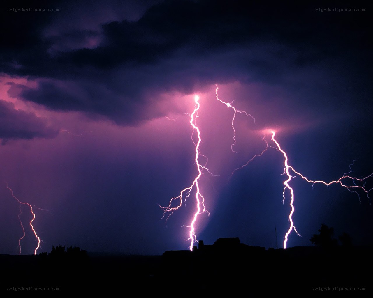 Multiple lightning strikes at night