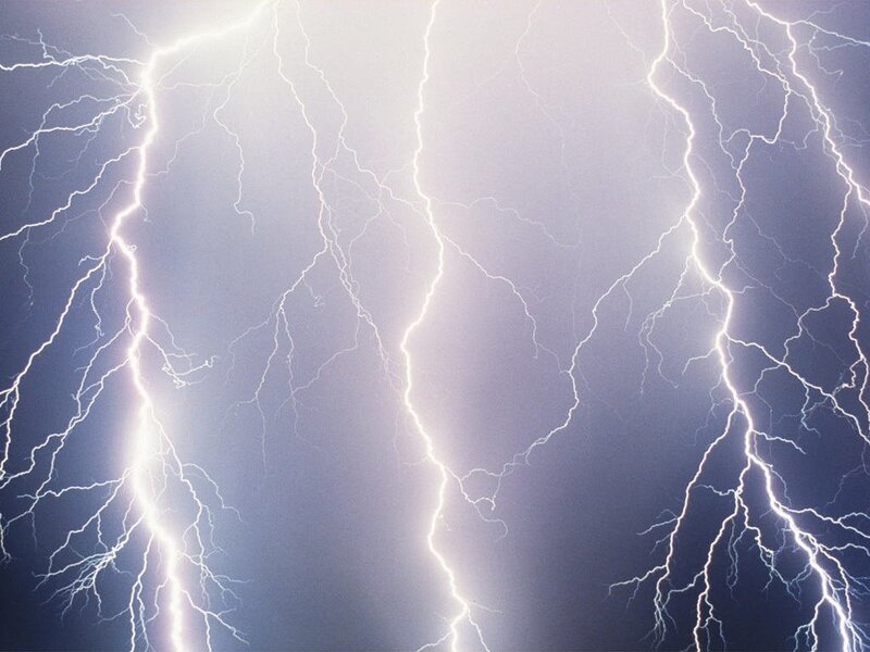 Multiple lightning strikes