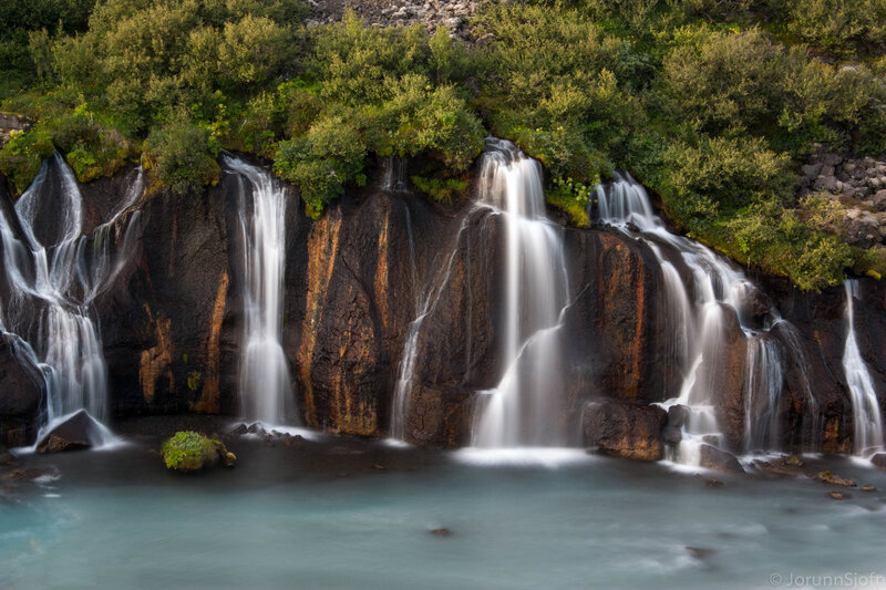 Multiple Waterfalls on Rock — Green