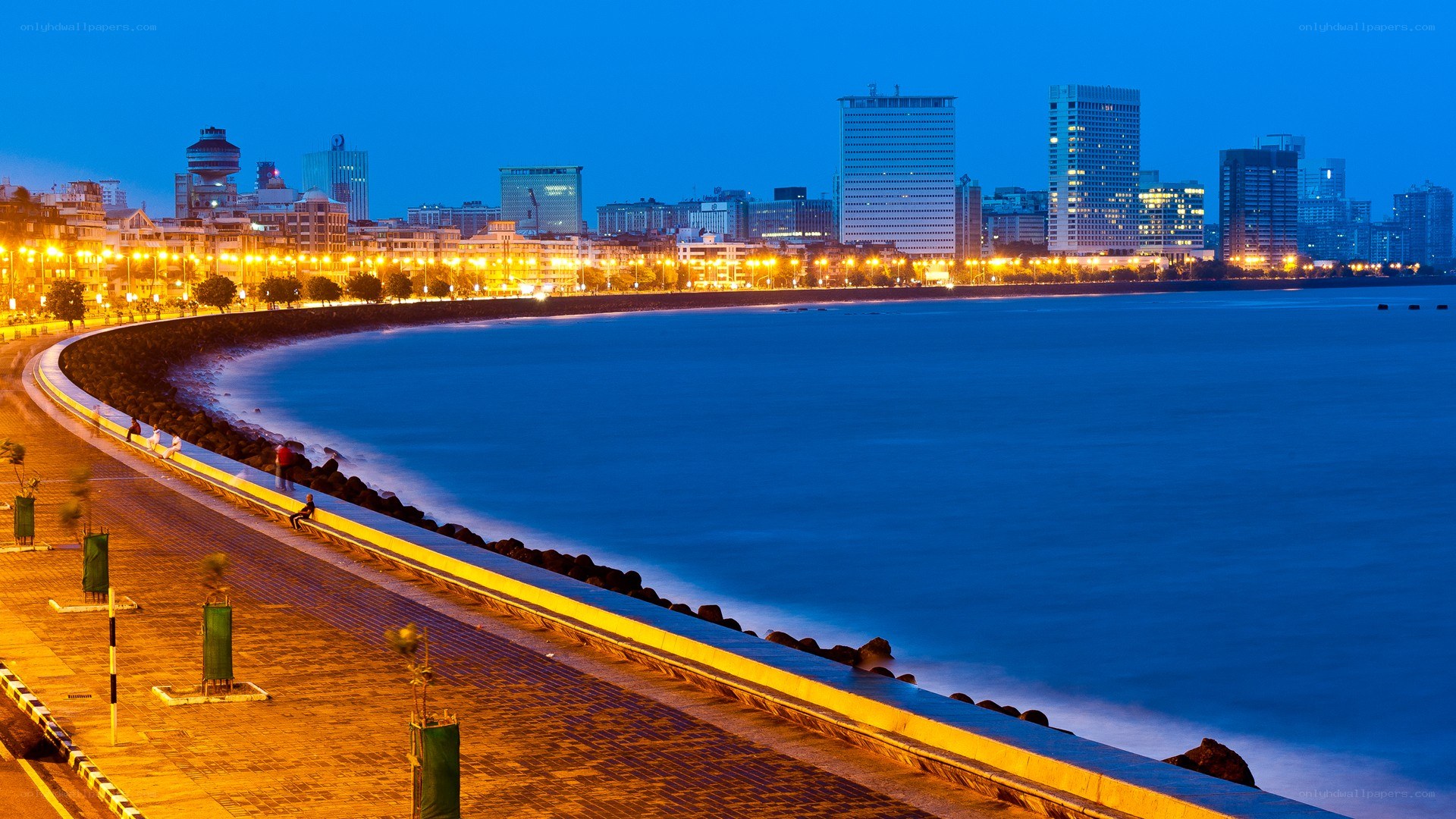 Mumbai skyline at dusk