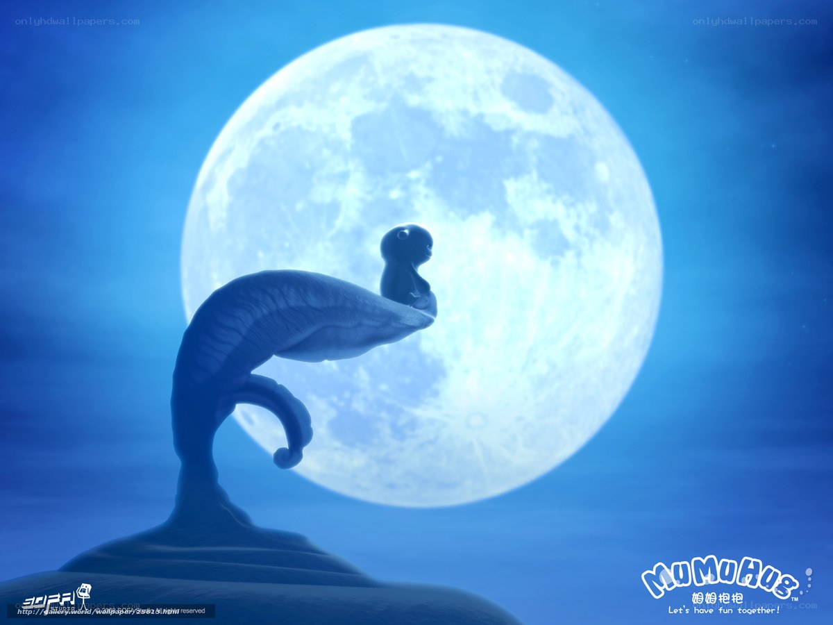 Mumuhug under the moon