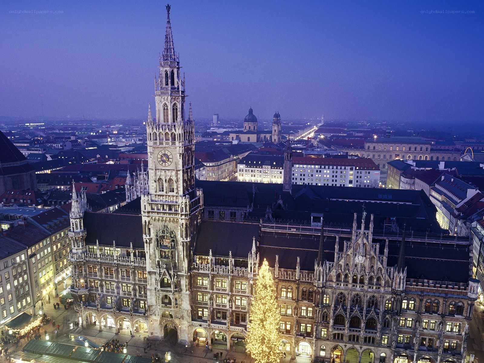 Munich cityscape at dusk