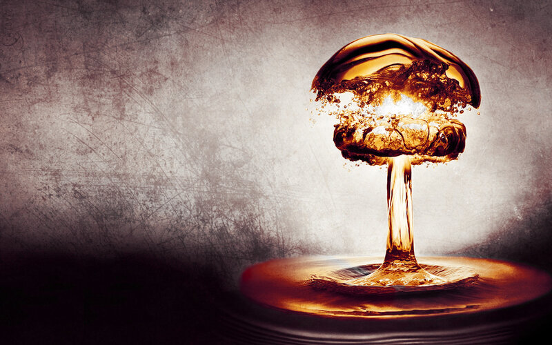 Mushroom cloud from liquid