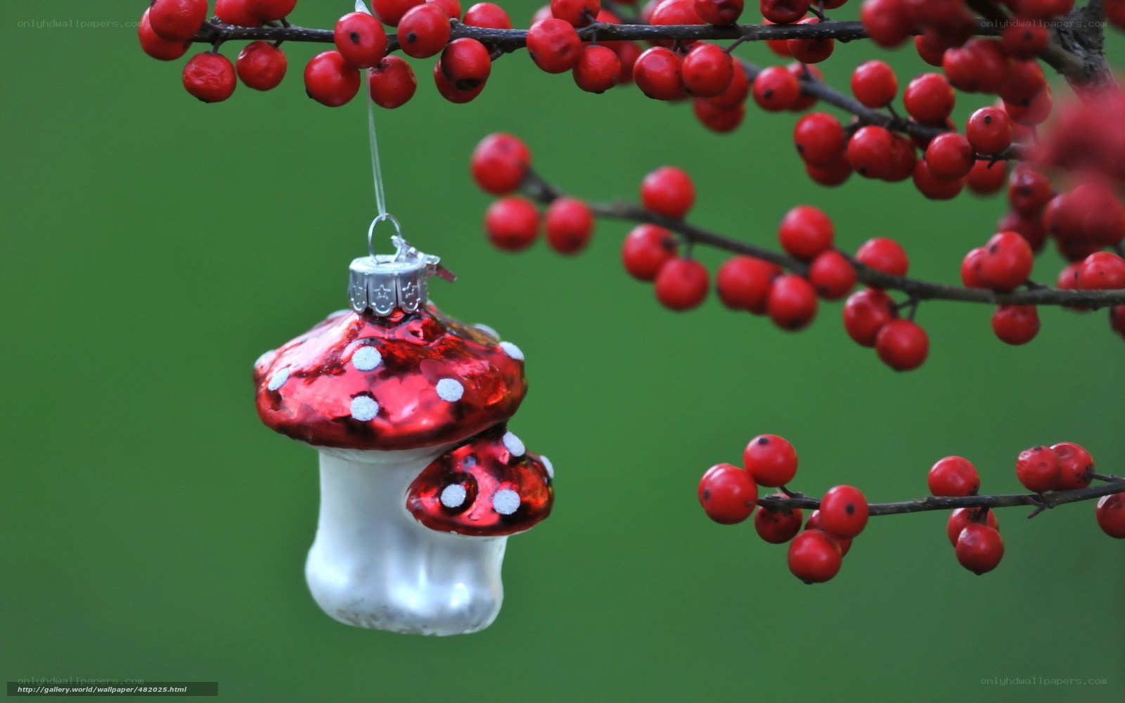 Mushroom ornament with berries