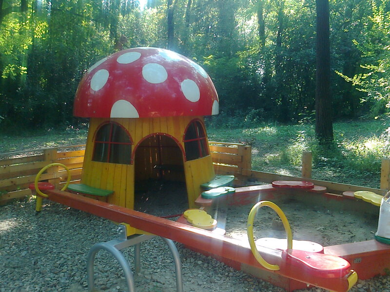 Mushroom-shaped Playhouse