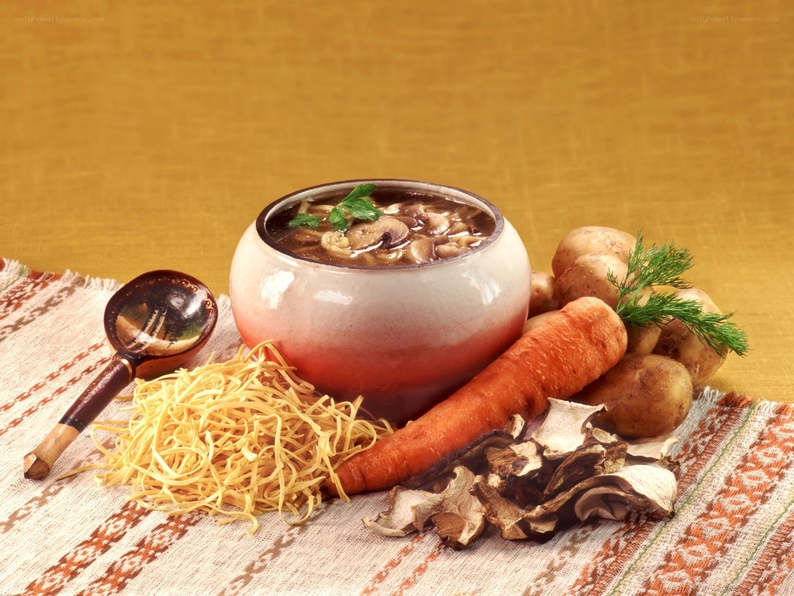 Mushroom soup with vegetables