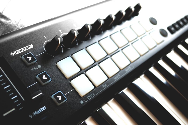 Music Keyboard Controller