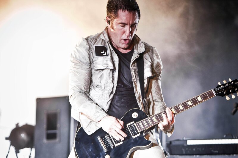 musician playing electric guitar