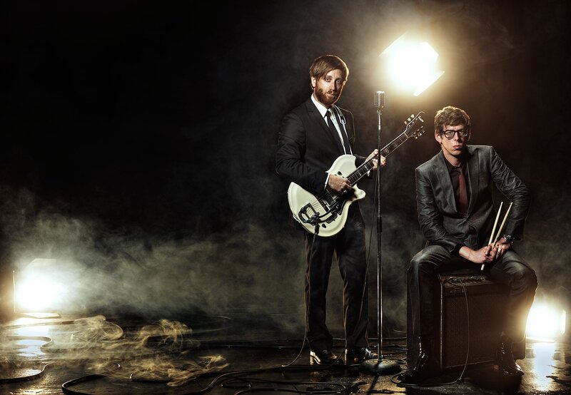 Musicians in a smoky studio