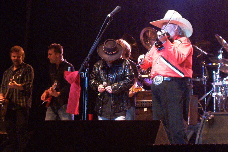 Musicians on Stage — Black