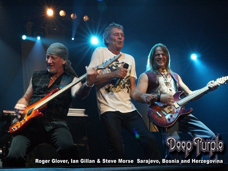 Musicians on Stage — Blue, Energetic