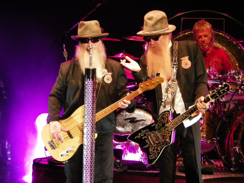 Musicians on Stage — Purple, Energetic
