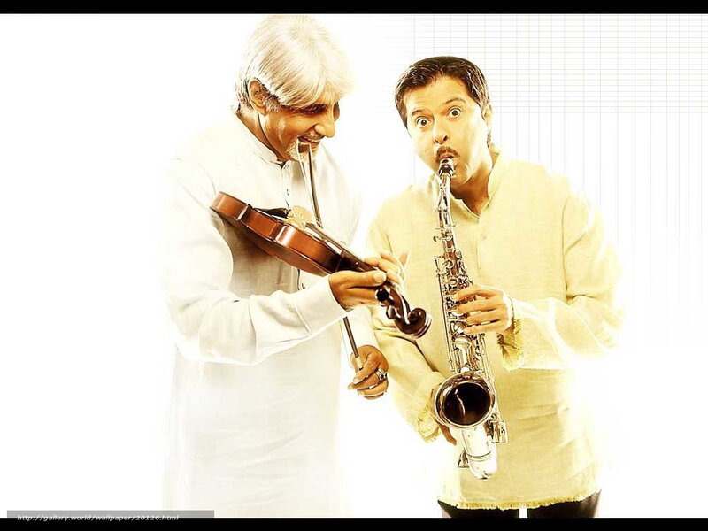 Musicians playing violin and saxophone