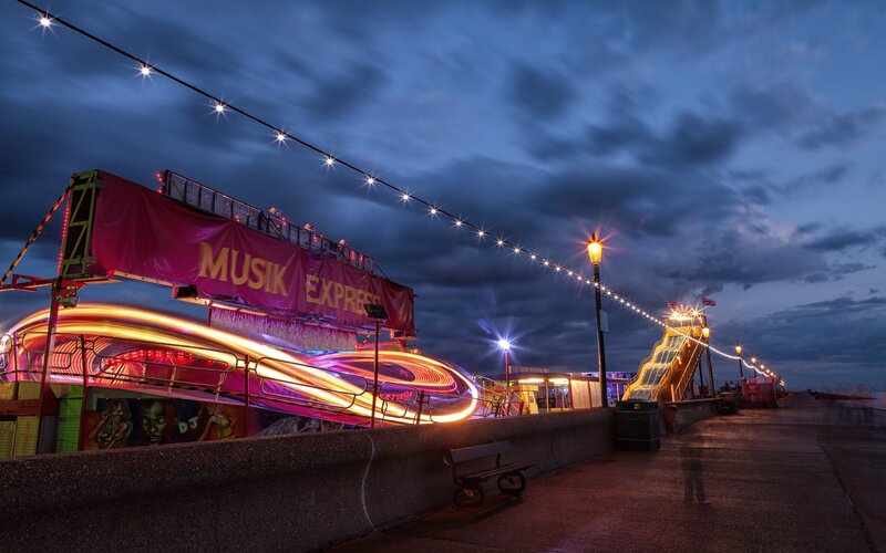 Musik Express Ride — Blue, Dramatic, Night, Photograph, Ferris Wheel
