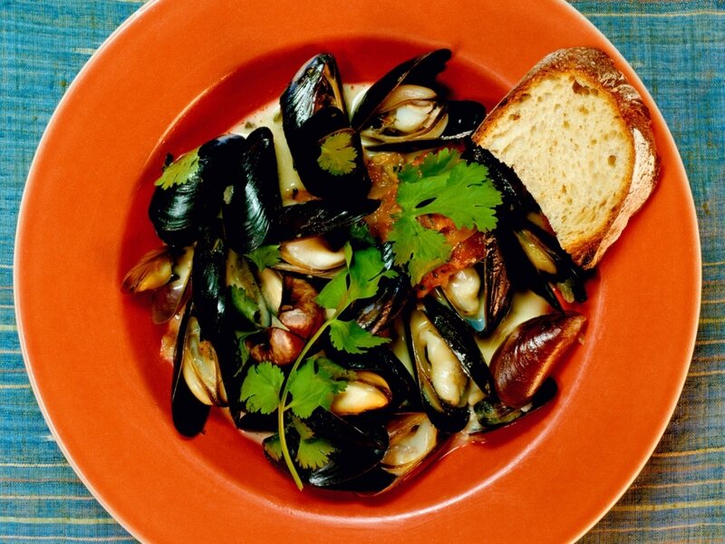 Mussels in Broth