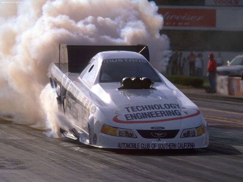 Mustang drag racing car