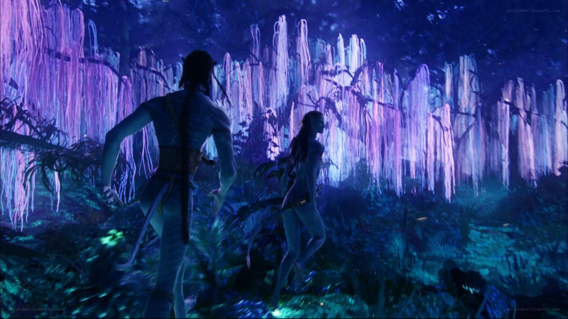 Na'vi in glowing forest