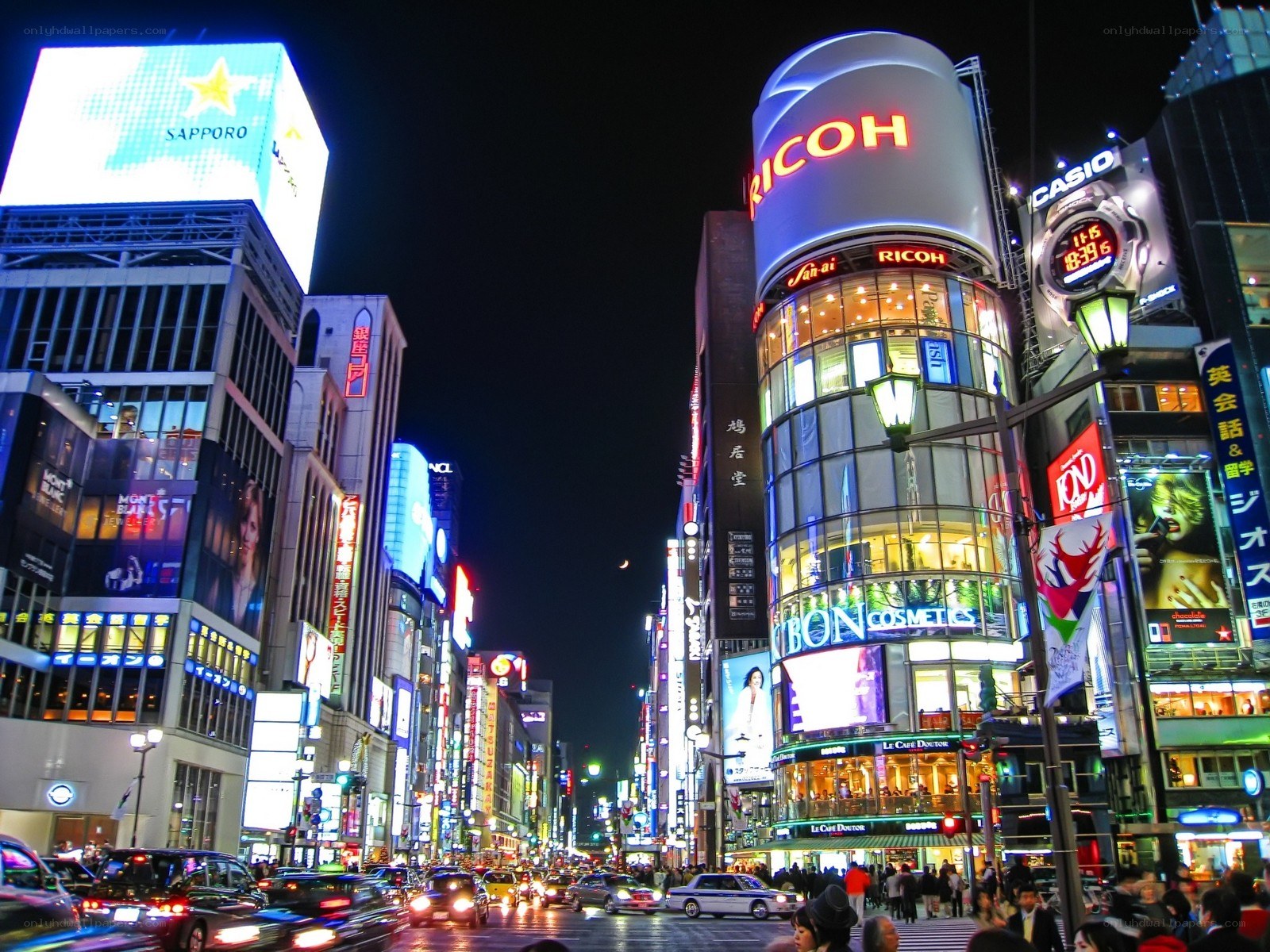 Nakano Broadway at night