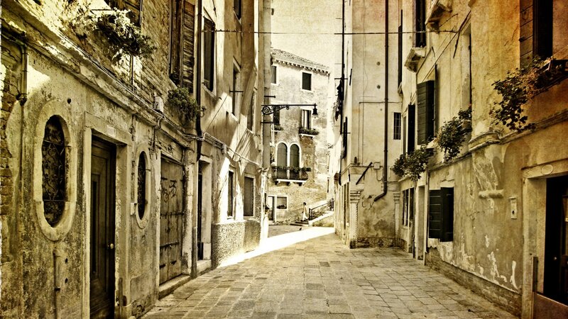 Narrow Alley in Venice