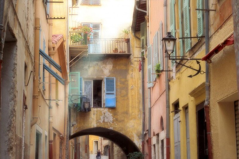 Narrow Alley with Arch