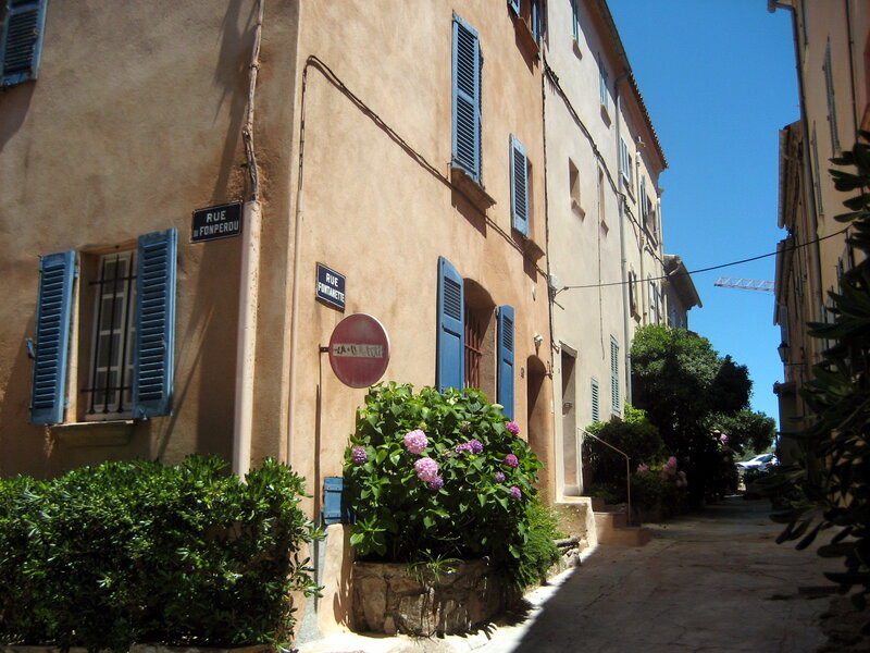 Narrow Street with Buildings — Beige