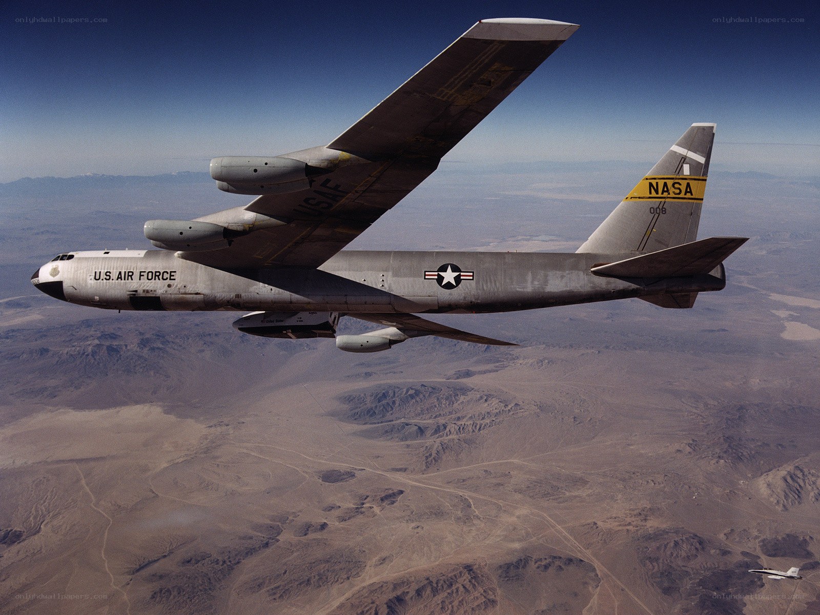 NASA B-52 in flight