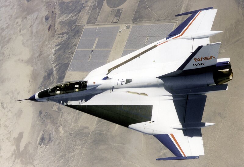 NASA F-16 Fighter Jet