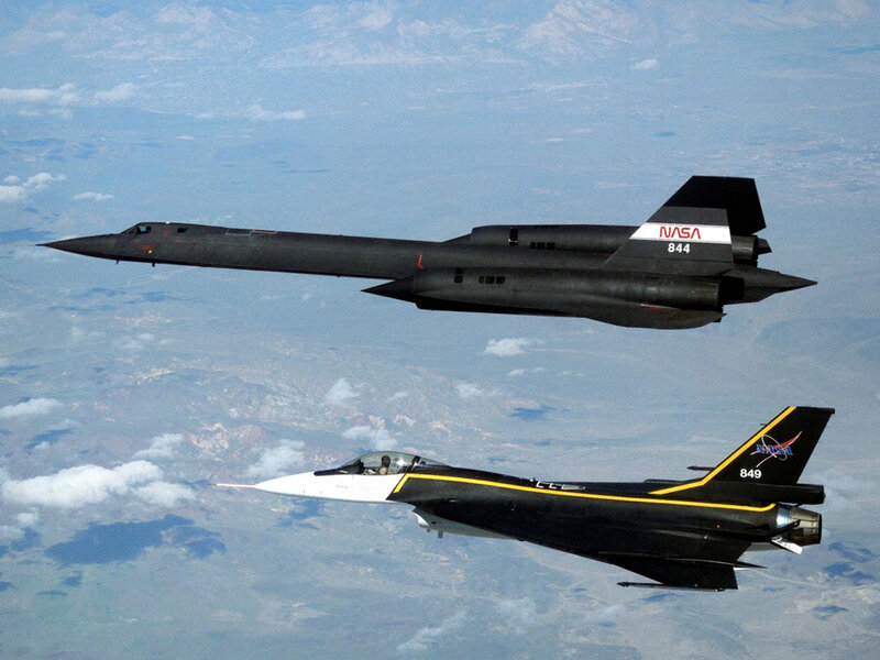 NASA Jets in Flight — Black