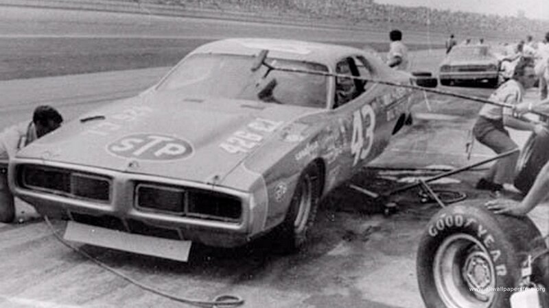 NASCAR pit stop scene
