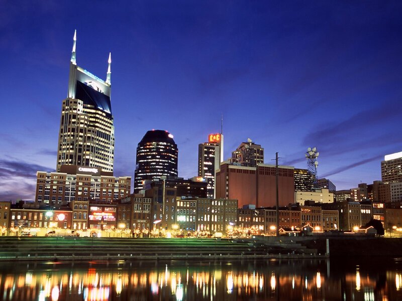 Nashville skyline at dusk