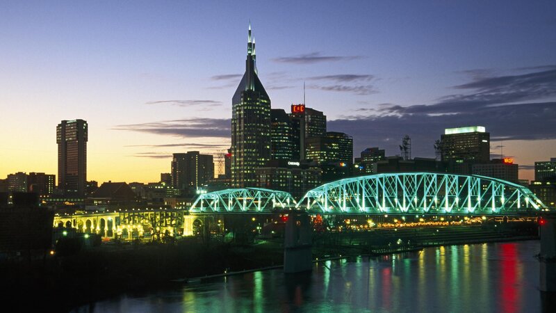 Nashville skyline at dusk