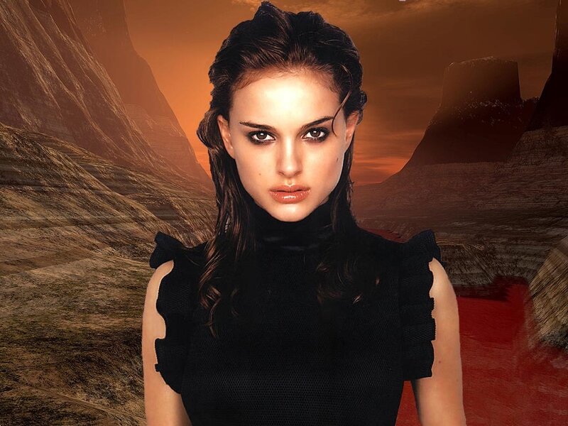 Natalie Portman in black dress