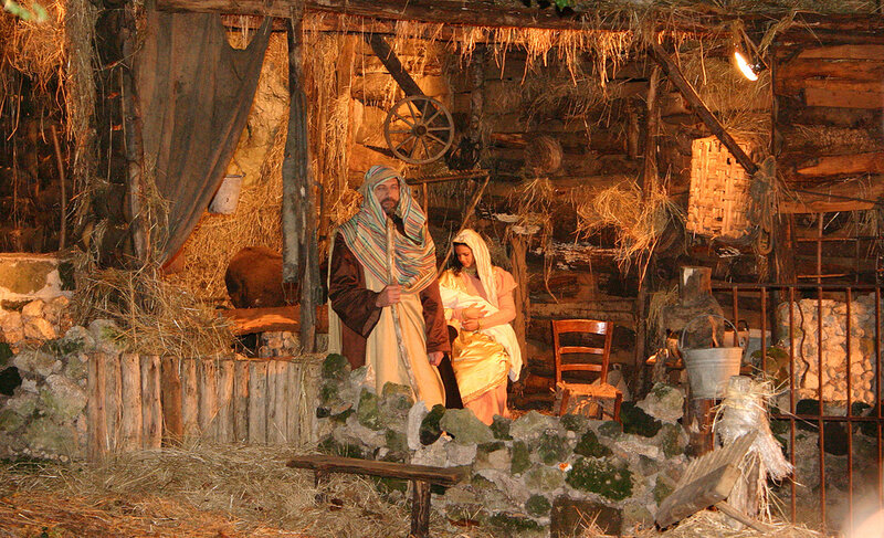 Nativity Scene Figures — Brown