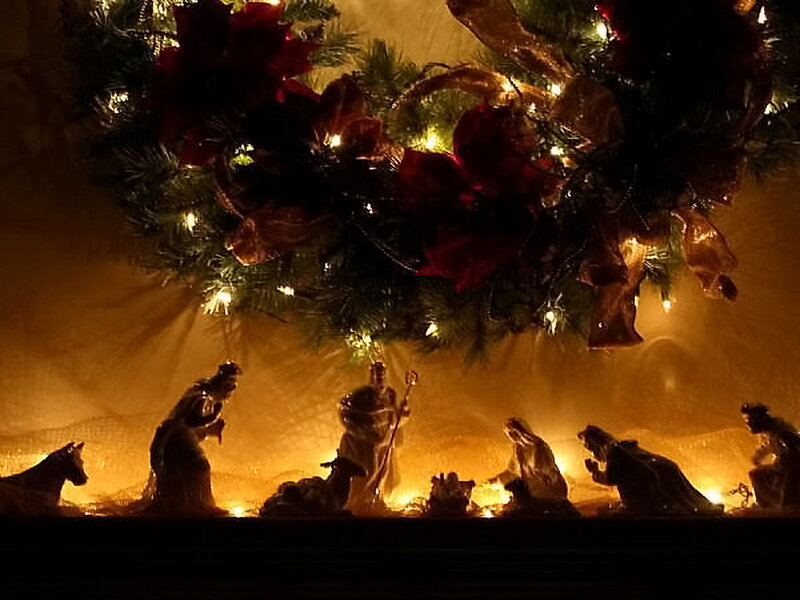Nativity Scene Figures — Yellow