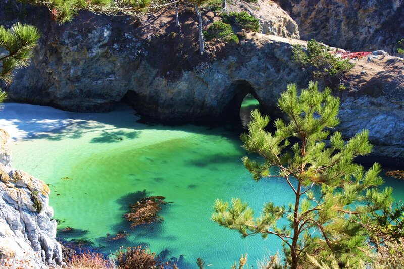 Natural Rock Arch Cove