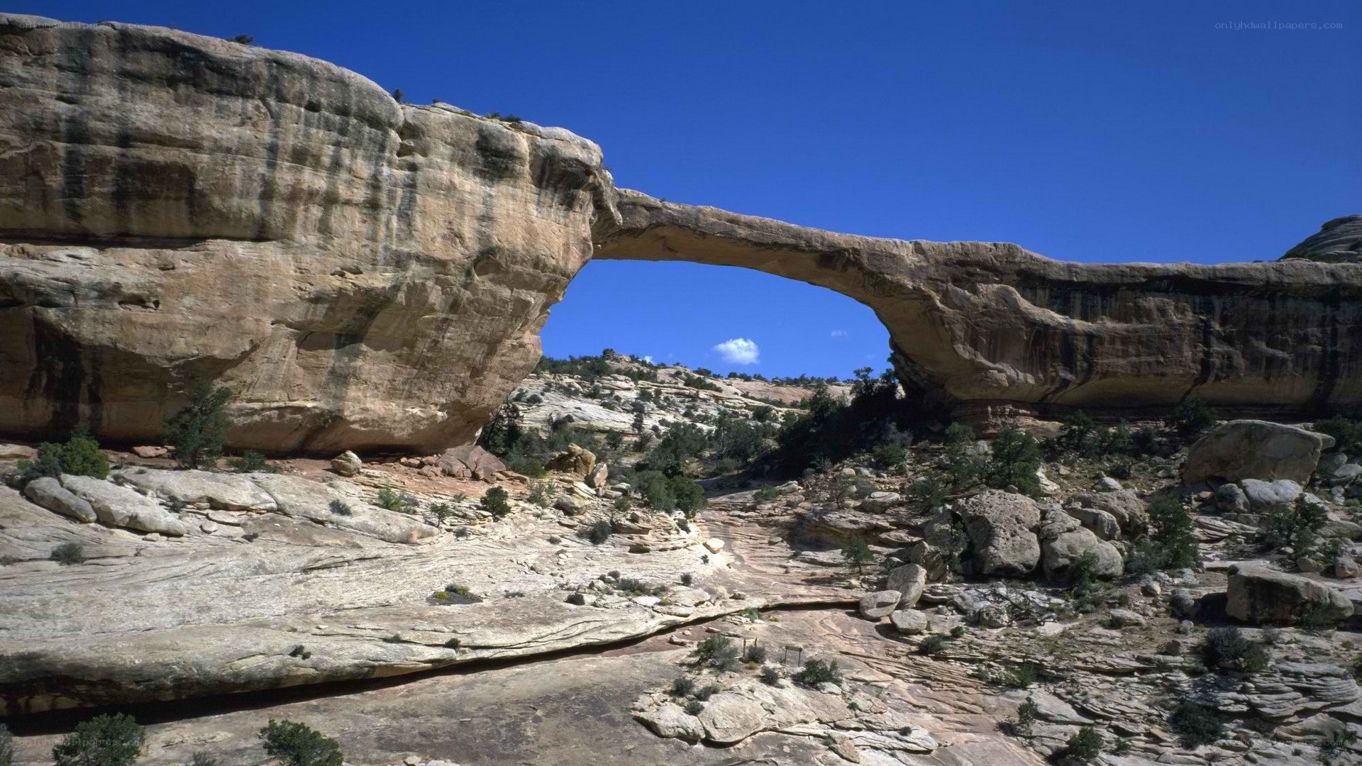 natural rock arch formation