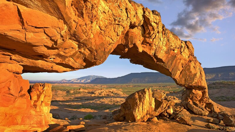 Natural rock arch in desert