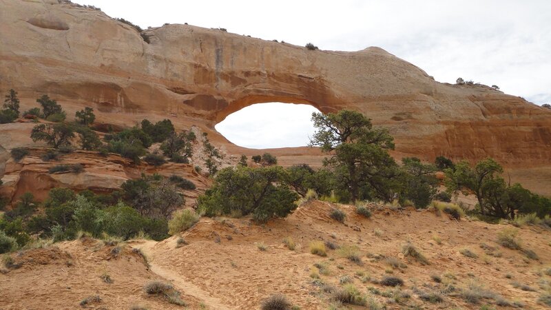 Natural rock arch in desert