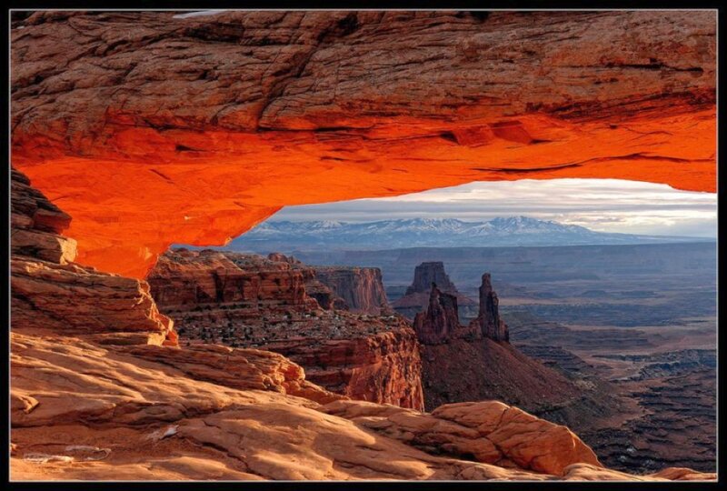 Natural Rock Arch — Red, Dramatic
