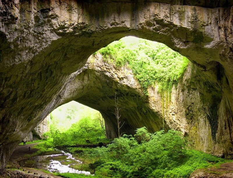 Natural rock arches with greenery