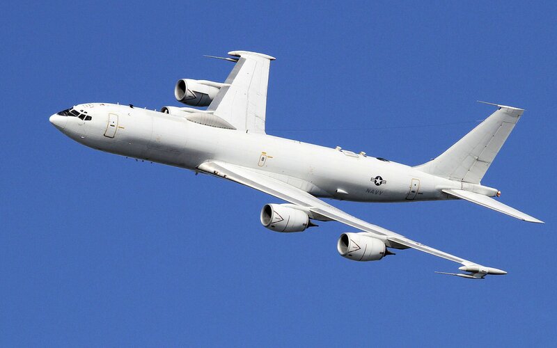 Navy reconnaissance aircraft in flight
