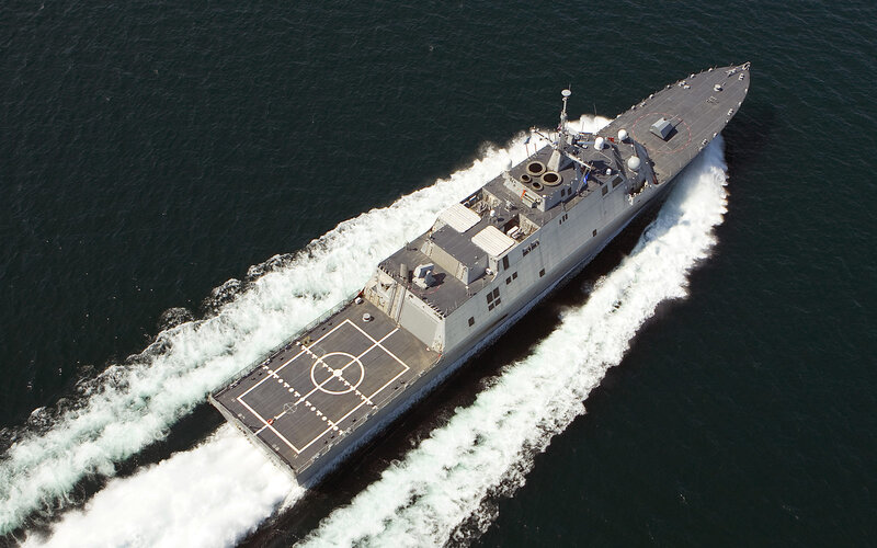 Navy Warship at Sea — Gray, Dynamic