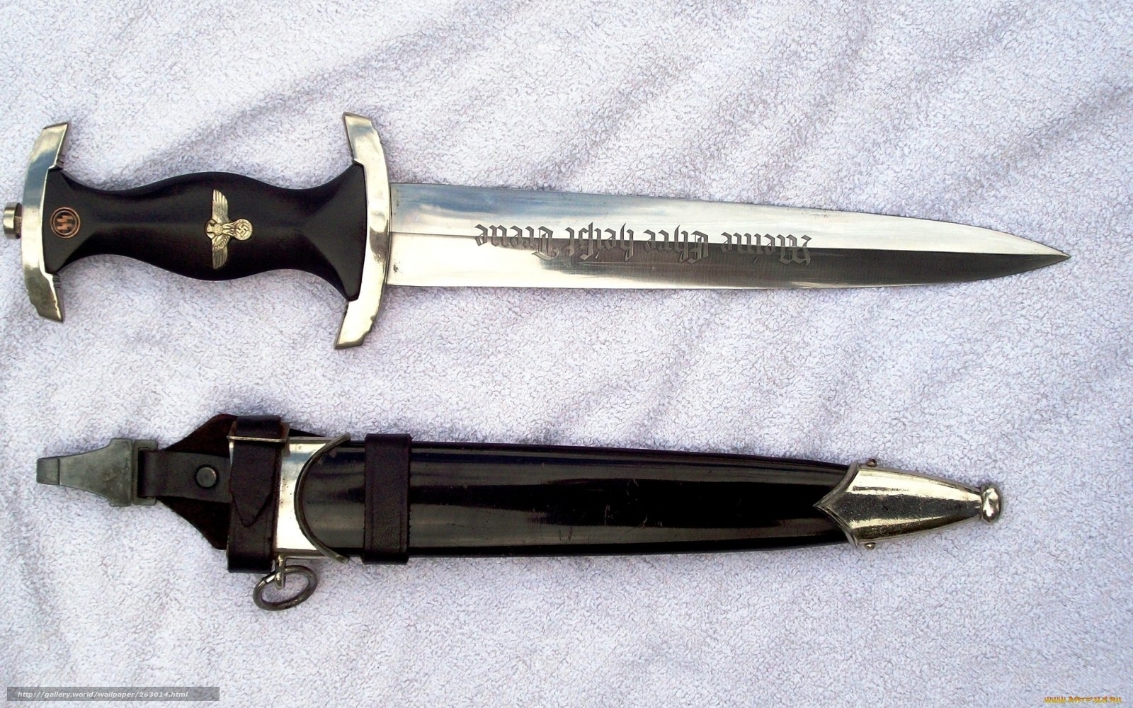 Nazi-era dagger with scabbard
